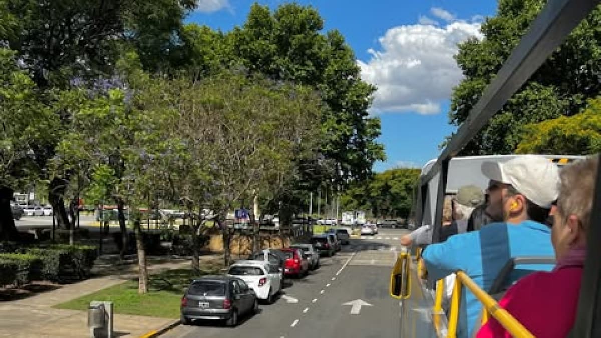 Nueva parada del Bus Turístico. Foto: Instagram @buenosairesbus