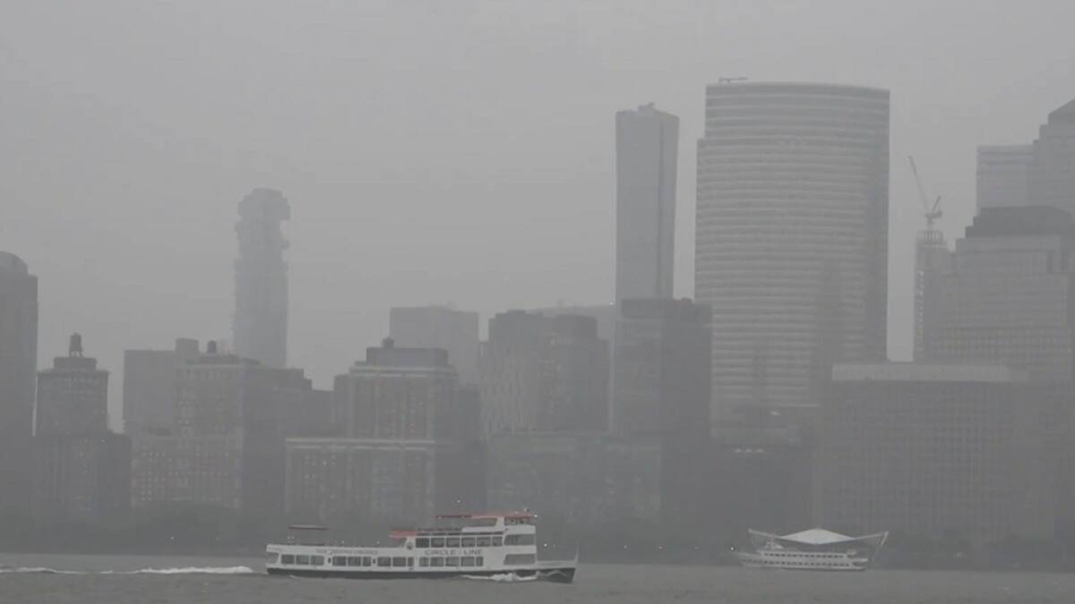Nueva York repleta de humo. Foto: captura Rutply.