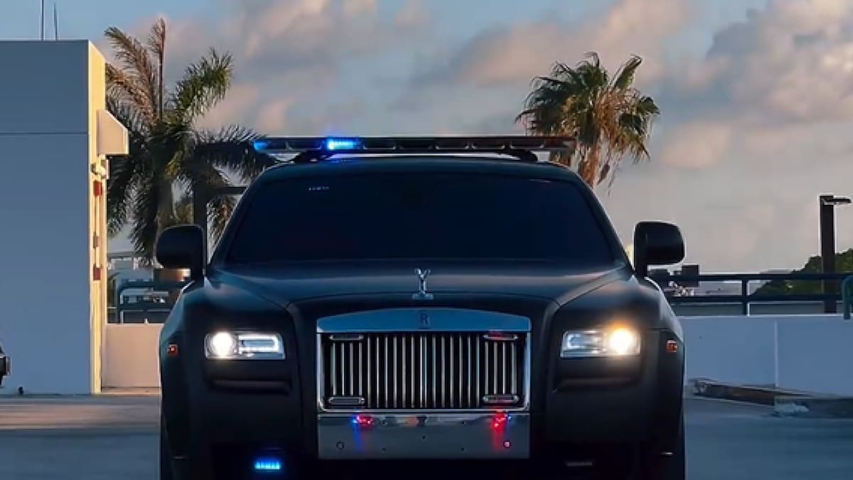 Nuevo vehículo de la policía de Miami. Foto: captura video Instagram/miamibeachpd