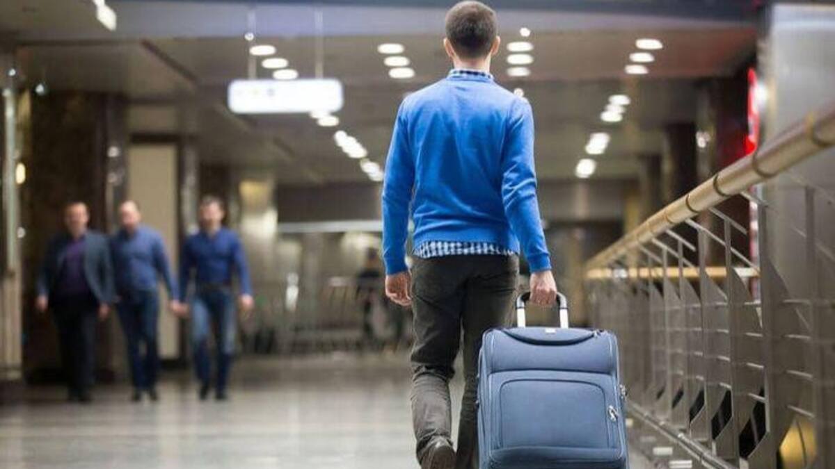 Ocho de cada diez consultados aceptaría una oferta laboral para irse de Argentina