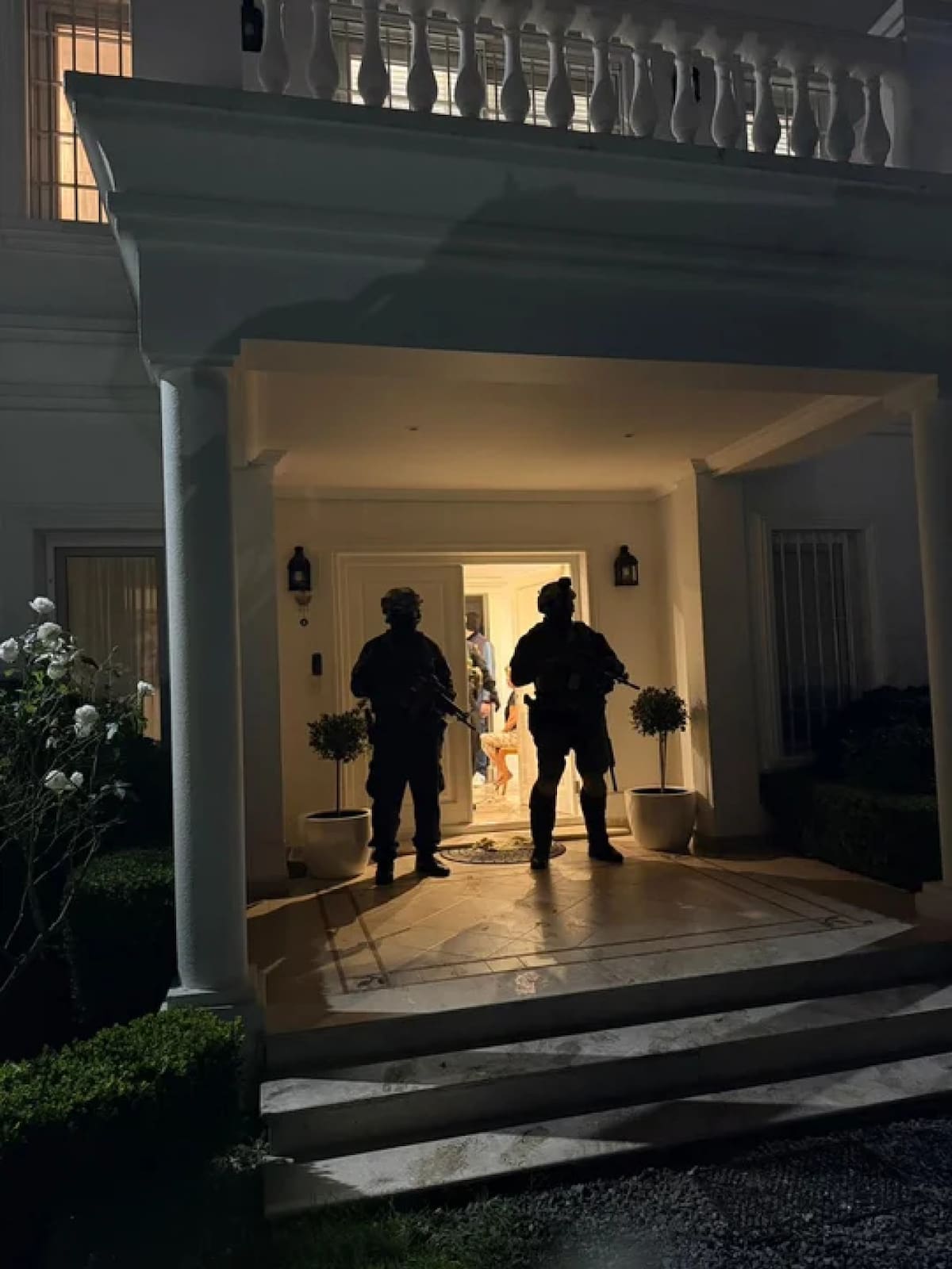 Operativo para detener a Roberto Castillo, dueño de La Salada. Foto: NA.