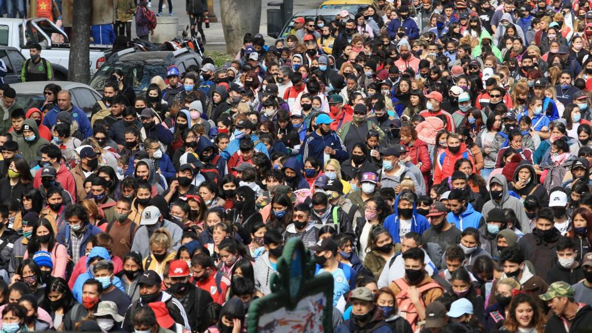 Organizaciones sociales se movilizan al Ministerio de Desarrollo Social, NA