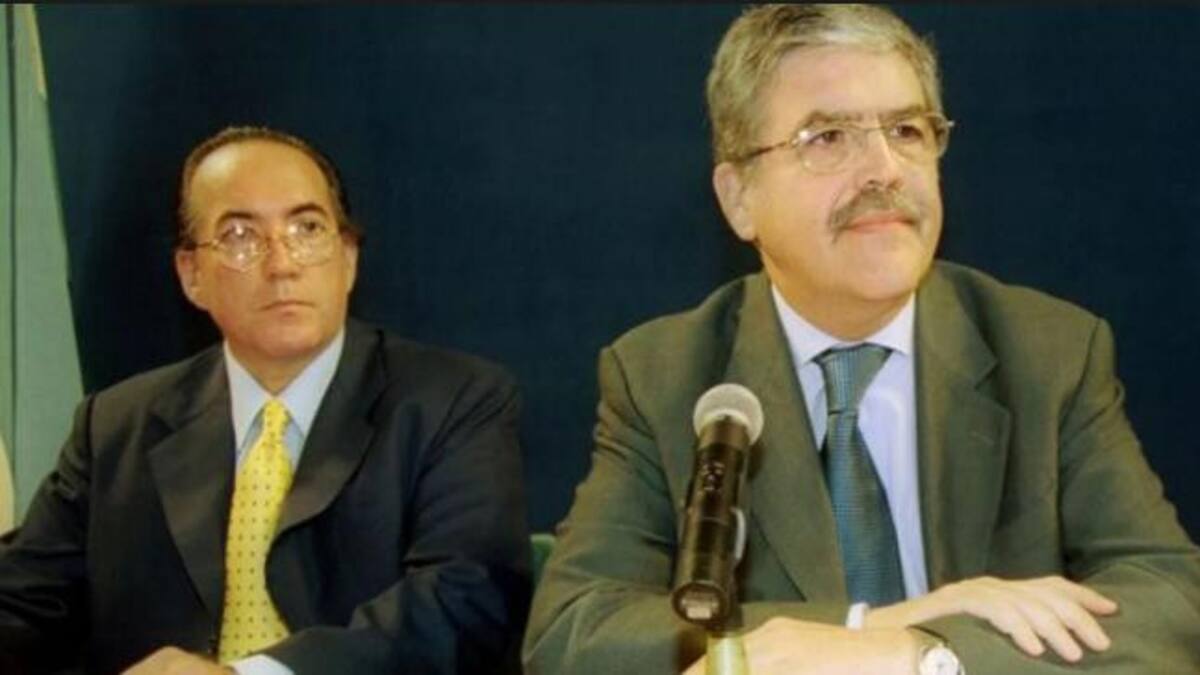 Oscar Thomas, Julio De Vido