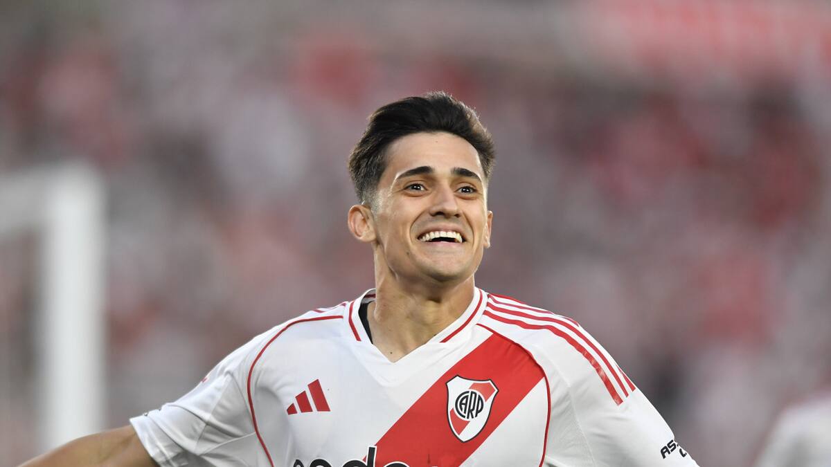 Pablo Solari, autor de dos goles. Foto: X @RiverPlate