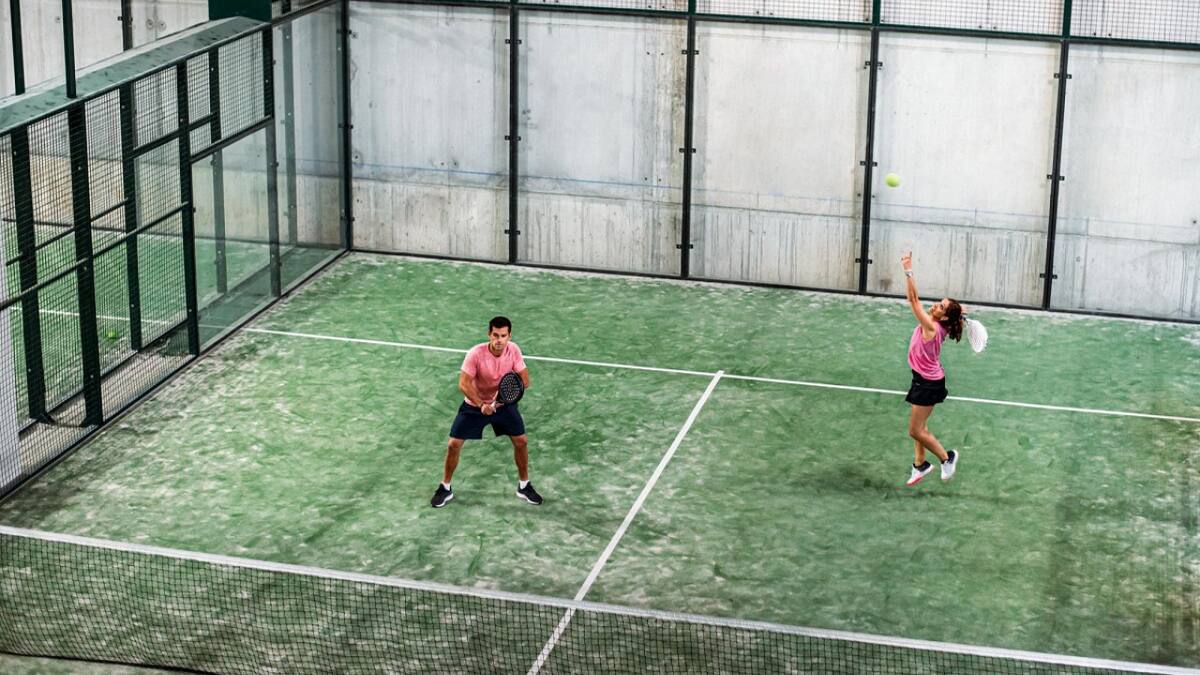 Pádel. Foto: Freepik.