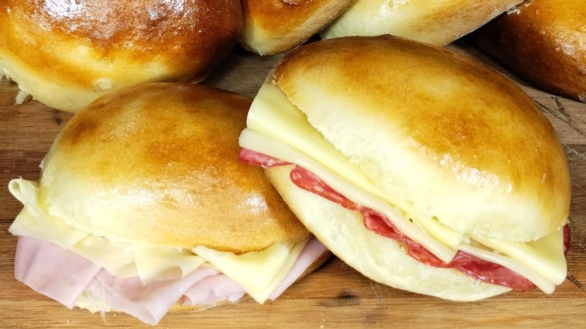 Un clásico, pero sin TACC: receta de pan de pebete libres de gluten para disfrutar en el almuerzo con el relleno que más te guste