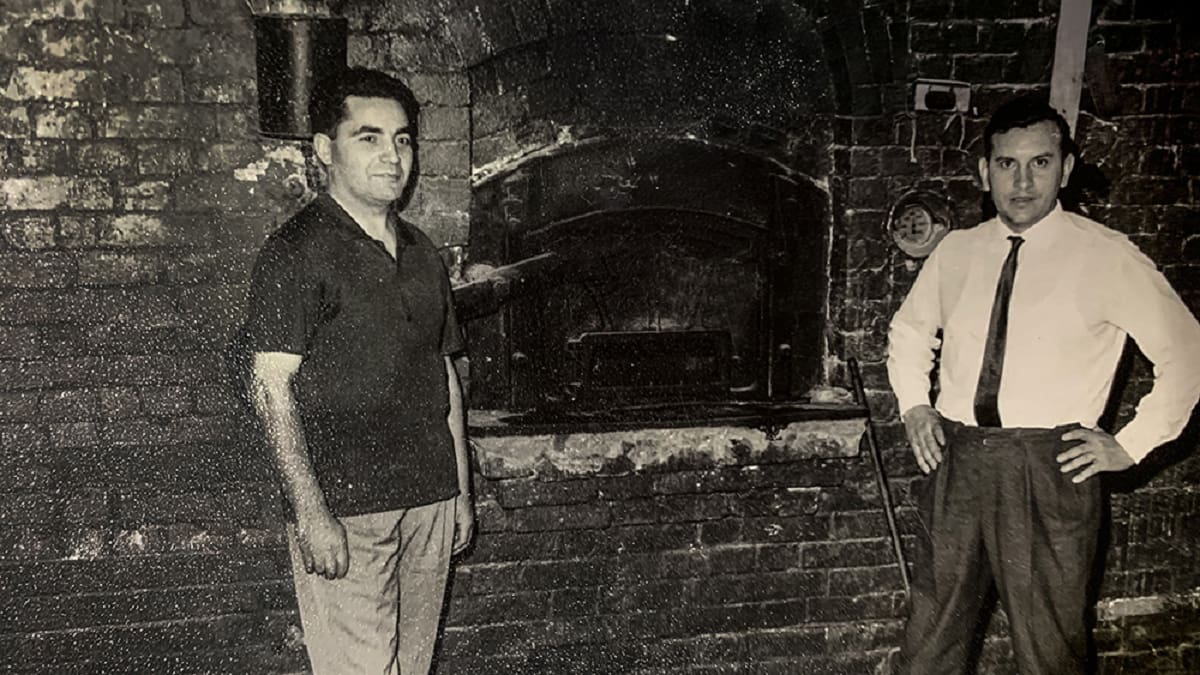Está en Saavedra, funciona desde 1931 y guarda un secreto: el horno histórico que nunca dejó de cocinar
