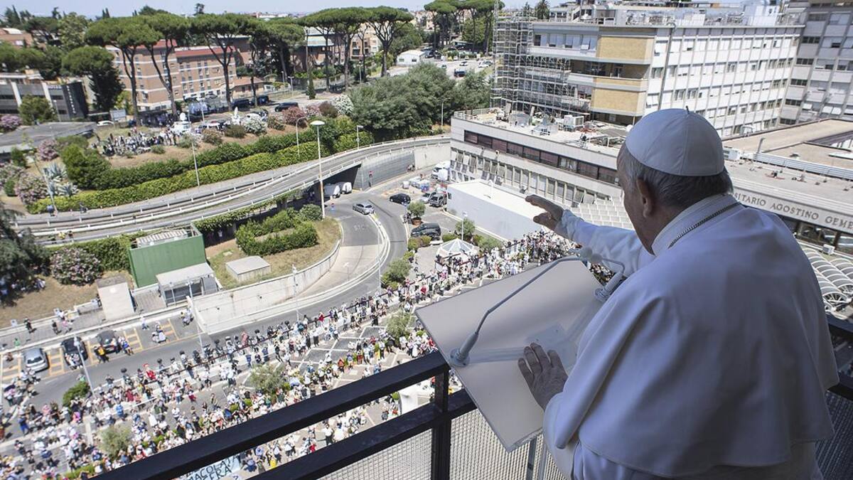Papa Francisco, Iglesia, Angelus desde el hospital, REUTERS