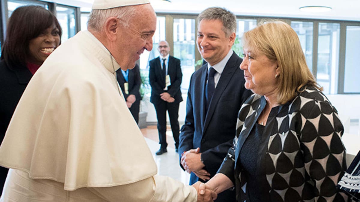 Papa Francisco y Susana Malcorra (DYN)