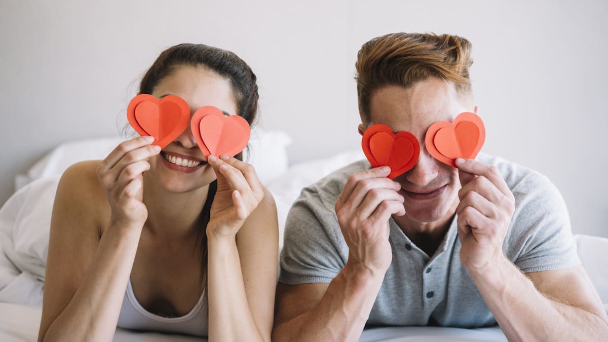 Flechados por cupido: los 4 signos que vivirán un romance inolvidable gracias a la energía de la Luna Llena