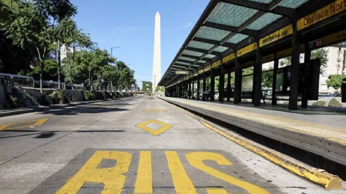 Podría haber un nuevo paro de transporte público en octubre. Foto: X/@rionegrocomar.