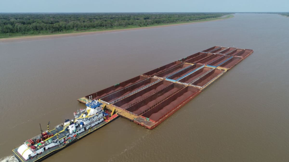 Prefectura Naval intimó a más de 500 trabajadores para levantar el paro que mantiene frenada la actividad en los puertos
