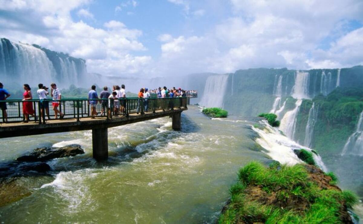 Parque Nacional Iguazú en Brasil. Fuente: X @LugaresConMagia