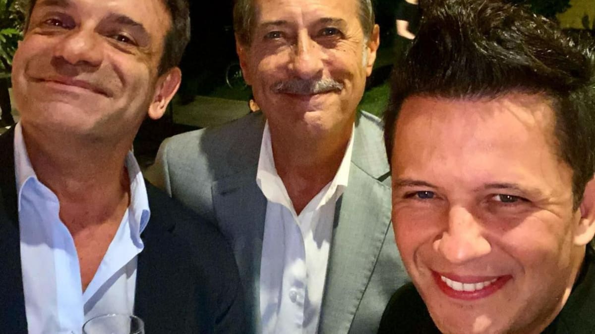 Parte del elenco de "Casados con hijos". Foto: Instagram/lopymanok