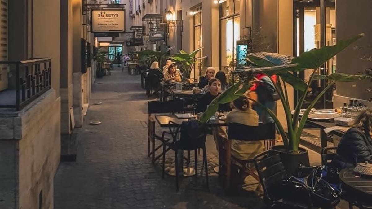 Pasaje Suizo o Pasaje del Correo.