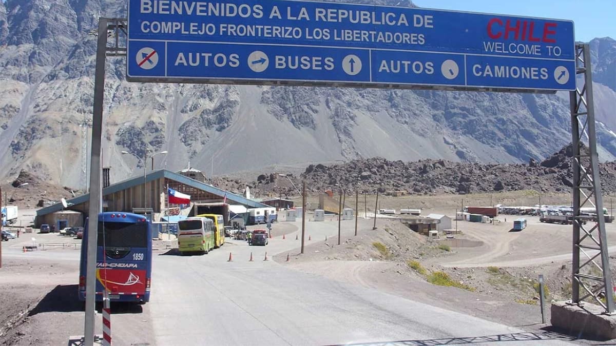 Paso fronterizo con Chile. Foto: mendozaturismo