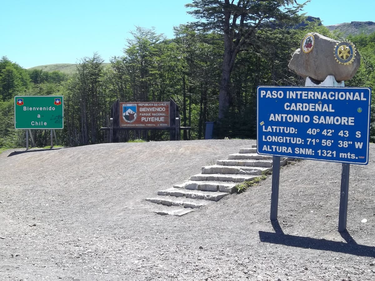 Paso internacional Cardenal Samoré, que conecta Argentina y Chile.