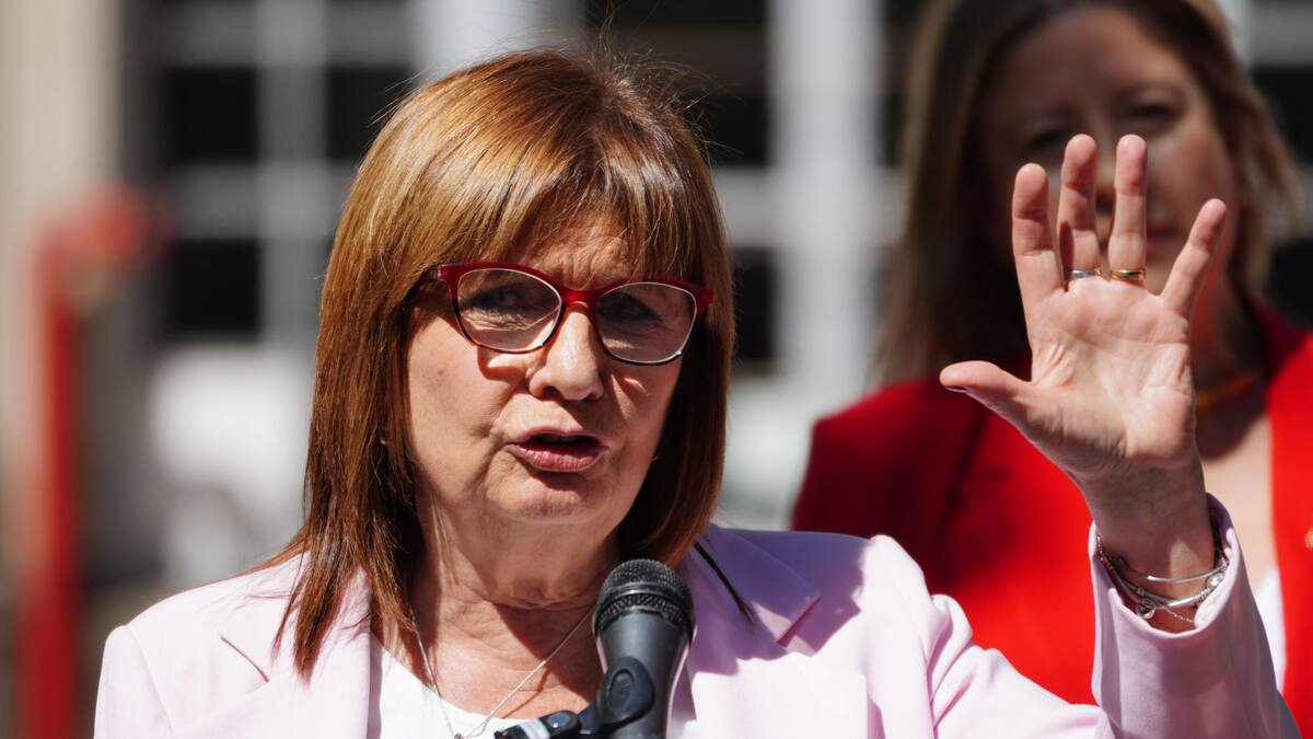 La ministra de Seguridad respaldó a Lorena Villaverde