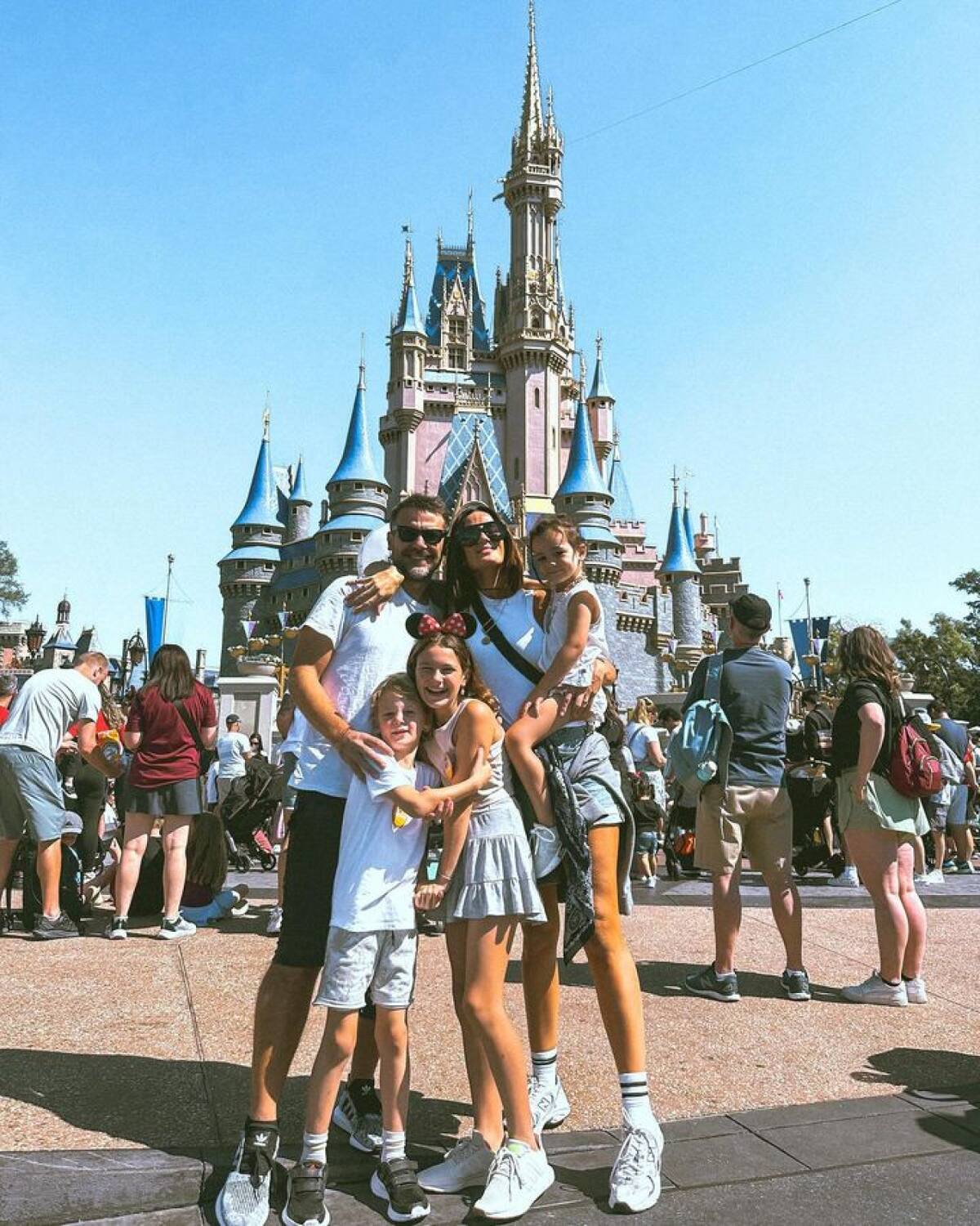 Paula Chaves junto a su familia. Foto: Instagram.