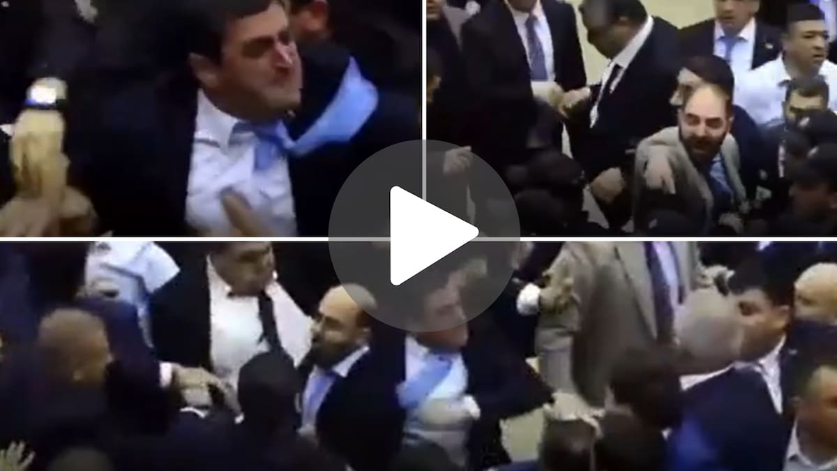 Pelea a golpes en el Parlamento de Armenia