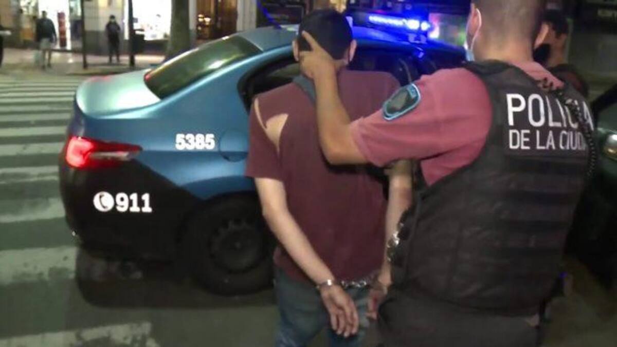 Pelea de tránsito en Villa Urquiza. Foto: captura video