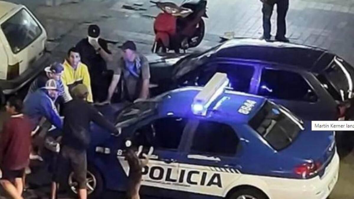Perro se sumó a la requisa policial en Córdoba