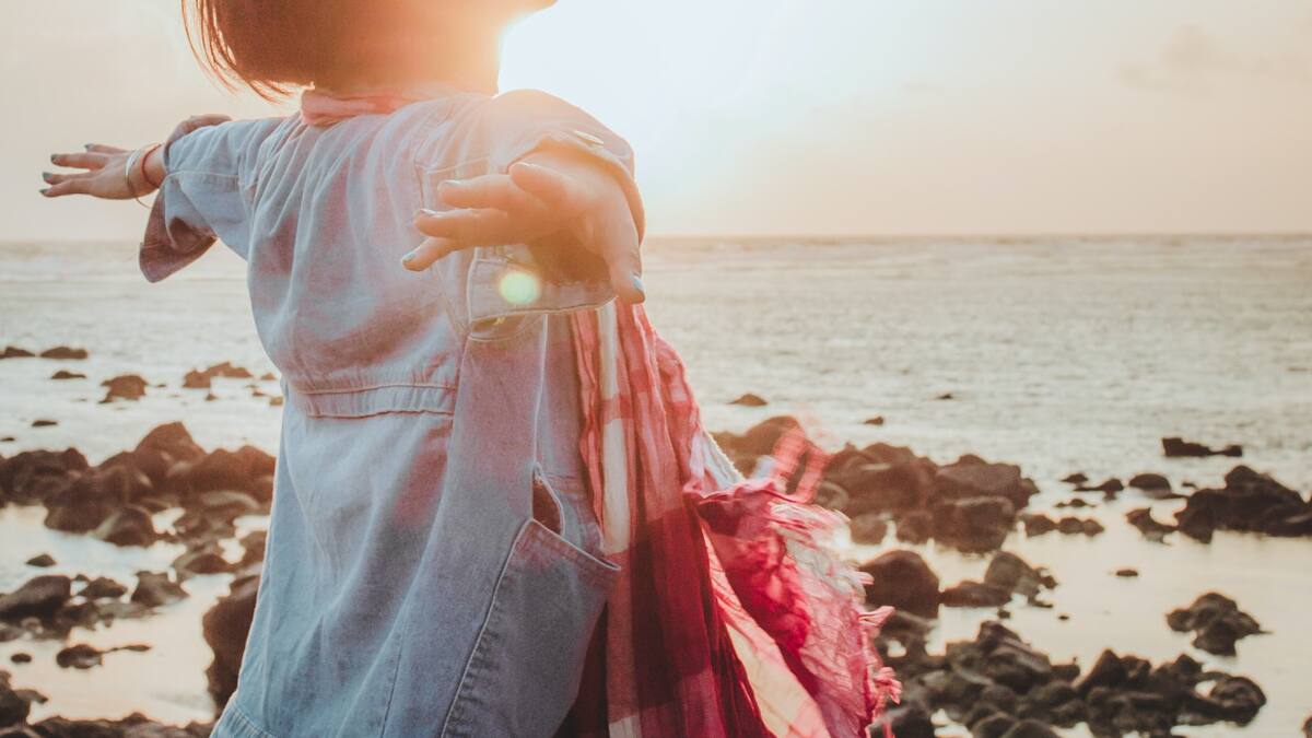 Personas felices. Foto: Unsplash.