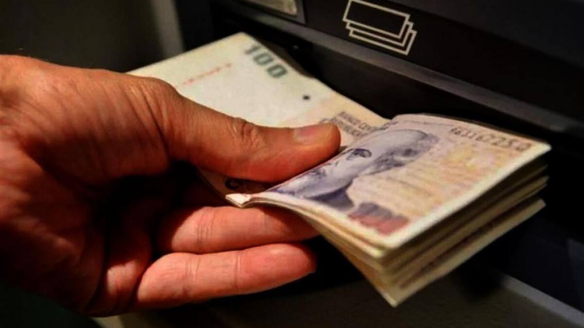 Pesos en cajero automático