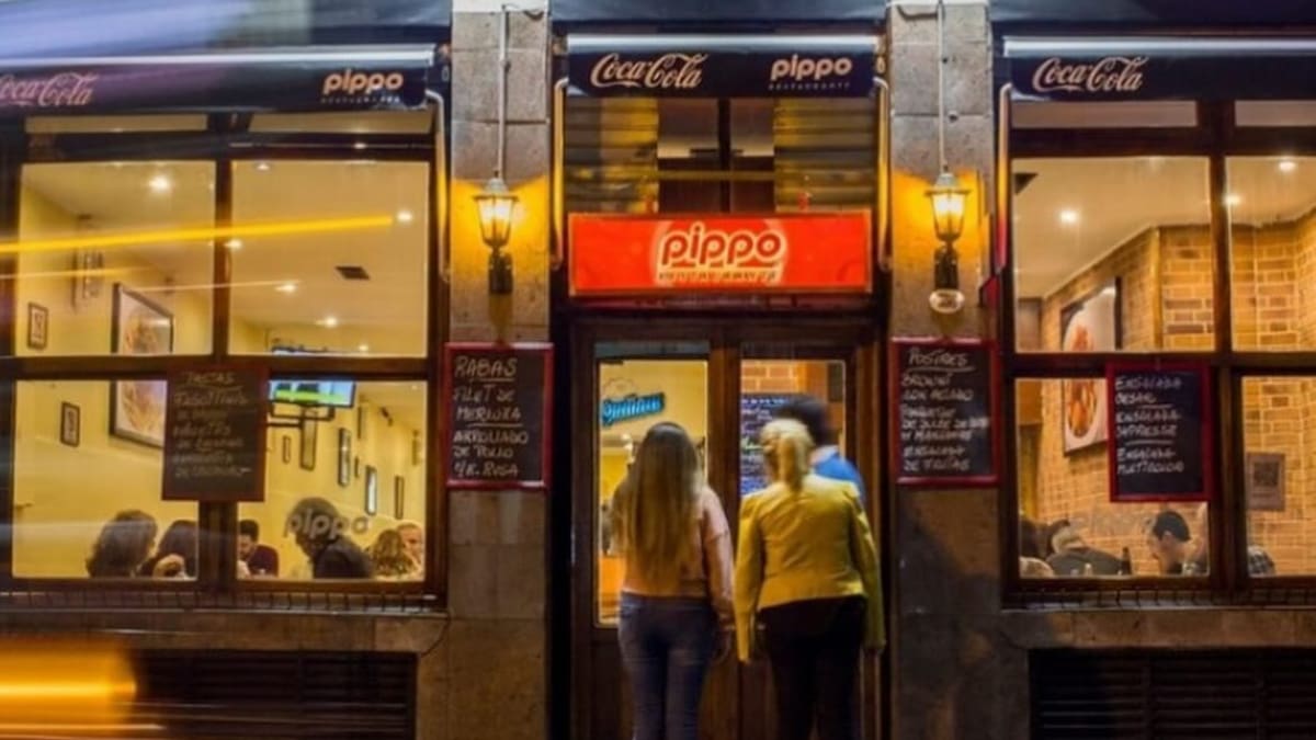 El bodegón de CABA que cautiva con sus platos abundantes: dónde comer pastas y carne cerca del Obelisco