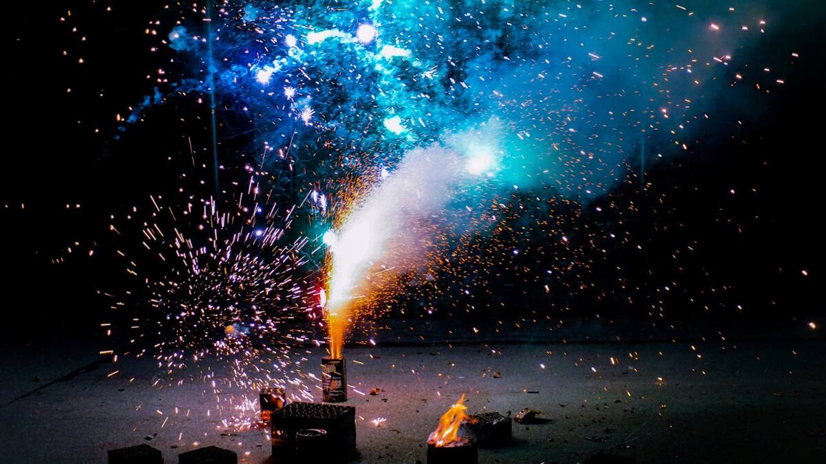 Uso de pirotecnia en Año Nuevo: qué hacer en caso de accidentes y quemaduras