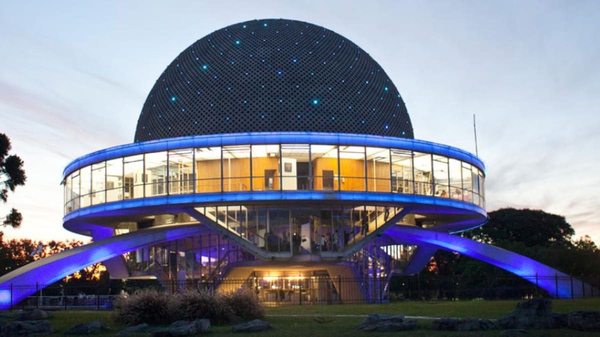 Visitas guiadas gratis en el Planetario por el Día Internacional de los Museos: qué otras exposiciones se podrán visitar en CABA