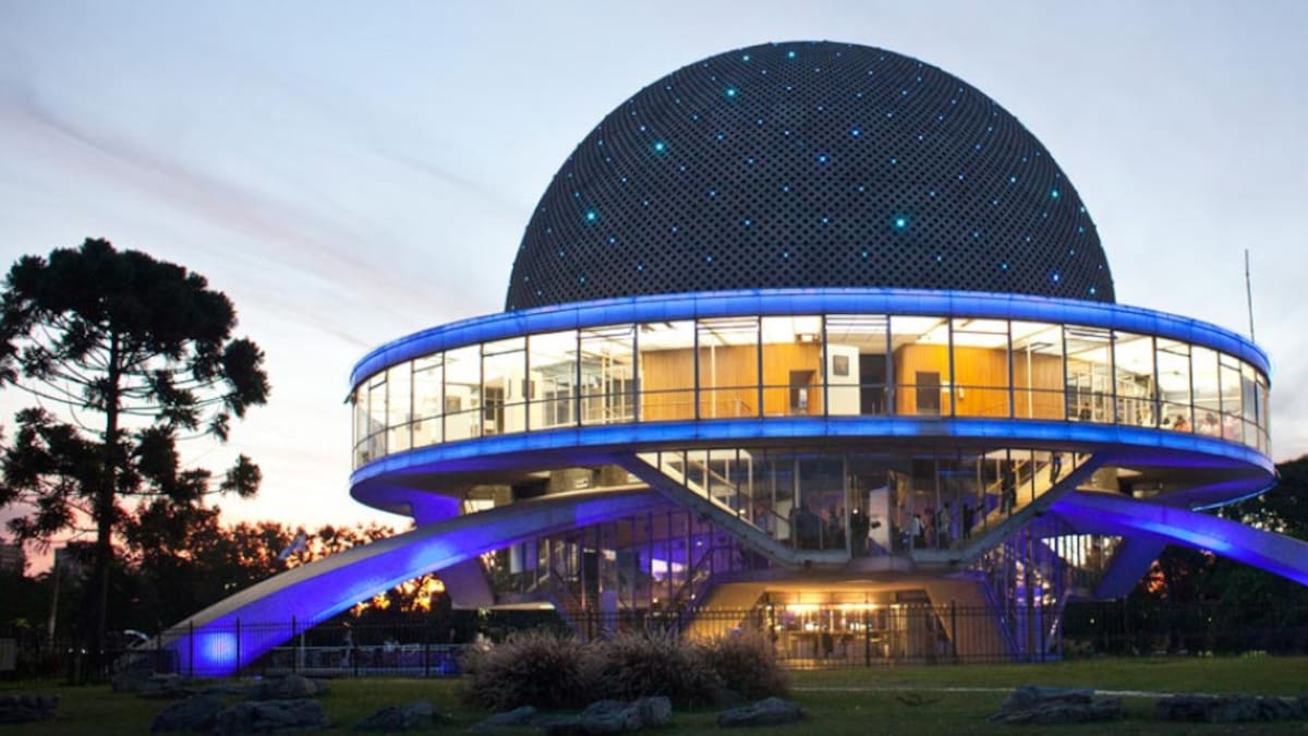 El lanzamiento de Artemis II se vive en el Planetario: cómo ver el viaje histórico alrededor de la Luna con entrada libre y gratuita