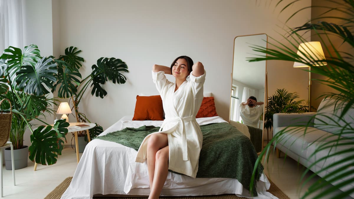 Para dormir mejor: las 5 plantas de interior ideales para el dormitorio