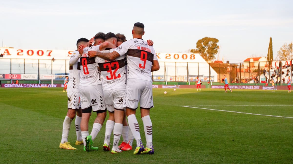 Platense hundió a Arsenal en el fondo de la tabla de posiciones. Foto: NA.