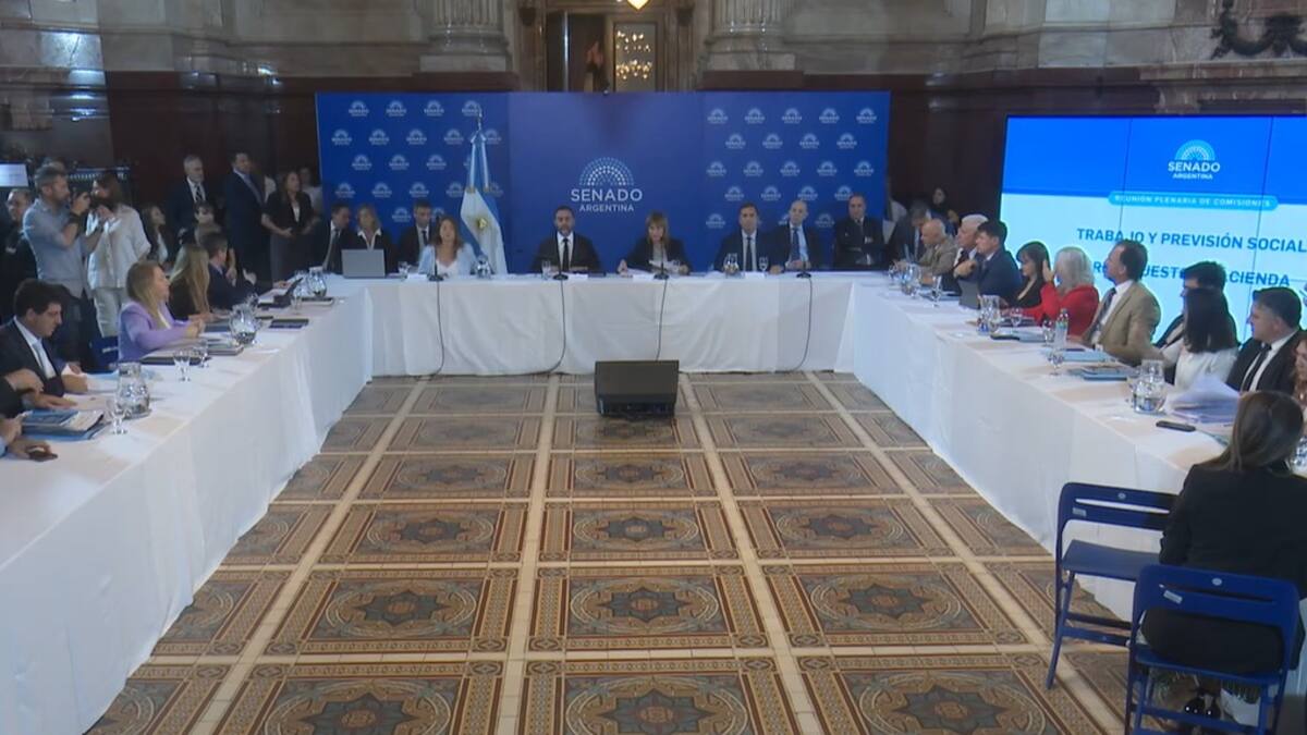 La idea es discutir la implementación de la reforma laboral para lograr su dictamen el 26 de diciembre.