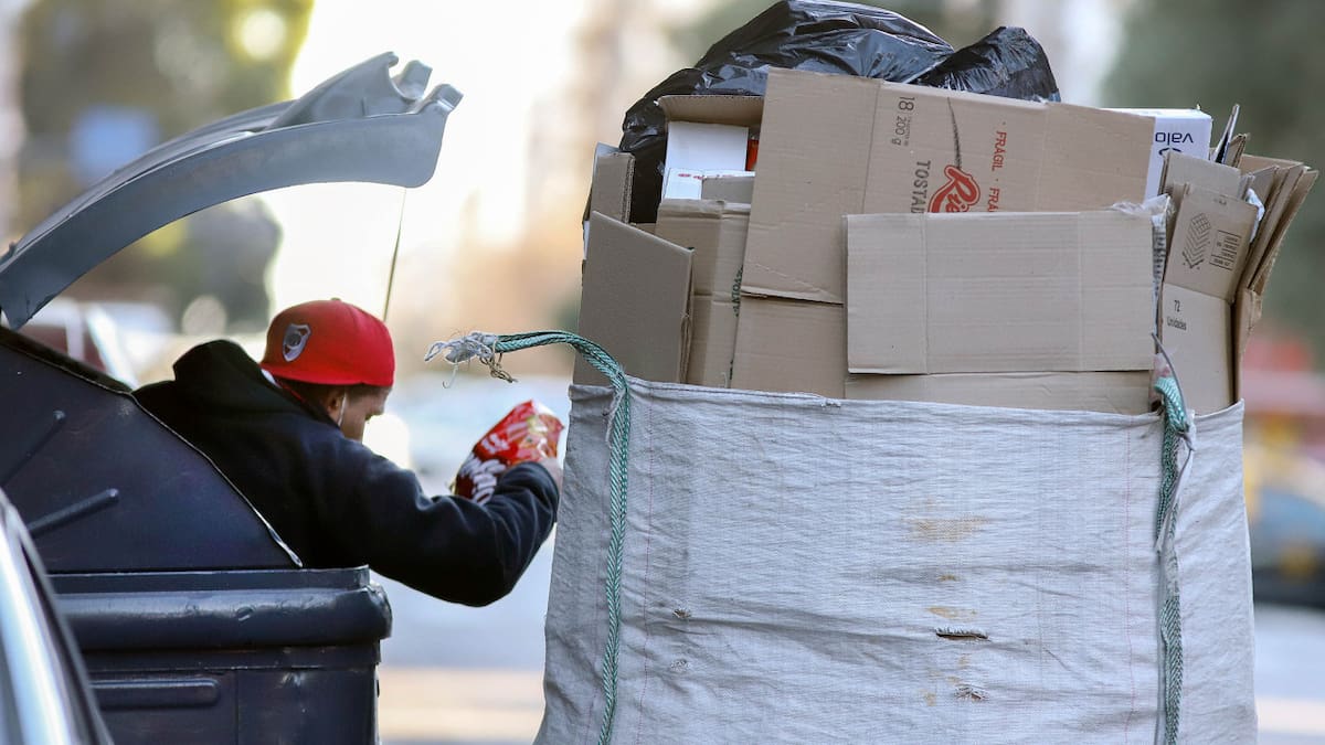 La pobreza bajó a 28,2% en el segundo semestre de 2025, según el INDEC: afectó a 13 millones de personas