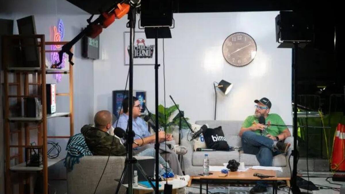 Podcast más largo. Foto: EFE.