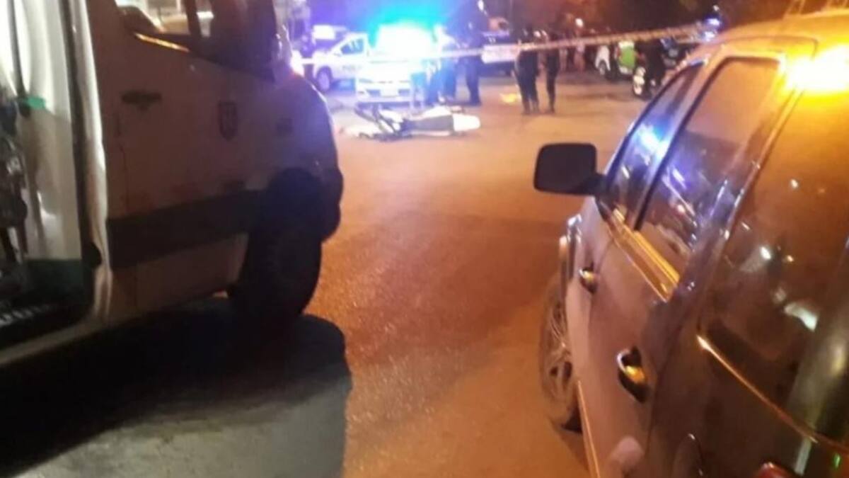 Policía asesinado en la puerta de su casa en Moreno