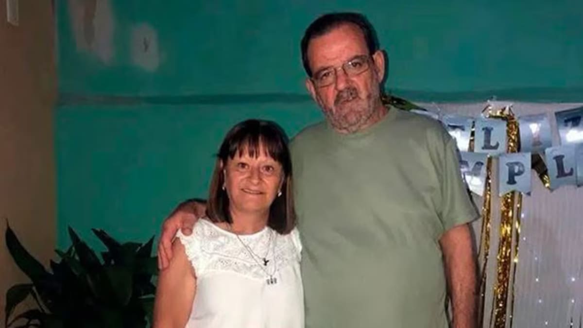 Brutal femicidio en Merlo: llevaban 39 años casados y él la asesinó a puñaladas en su casa