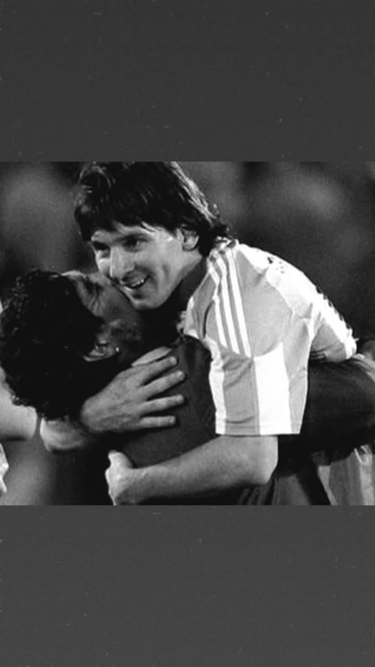 Posteo de Lionel Messi a cinco años de la muerte de Diego Maradona.