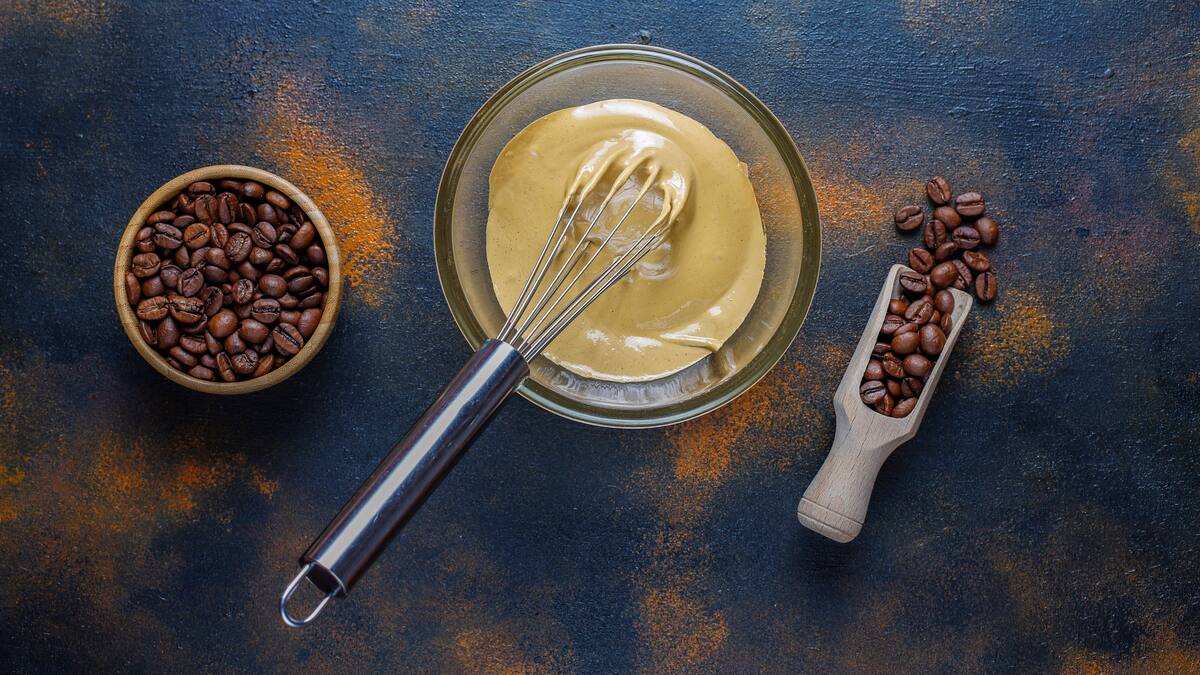 Receta del postre de mousse de café.