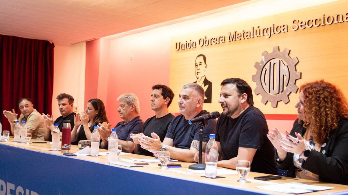 Wado de Pedro: “Está en juego qué peronismo queremos, el de Cristina o el de Milei”