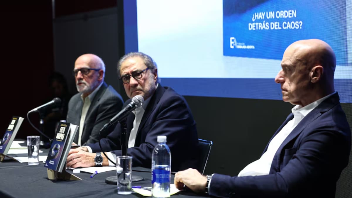 Jorge Argüello presentó “Efecto Mariposa” en la Feria del Libro: “Mi aspiración es aportar herramientas para pensar el cambio”