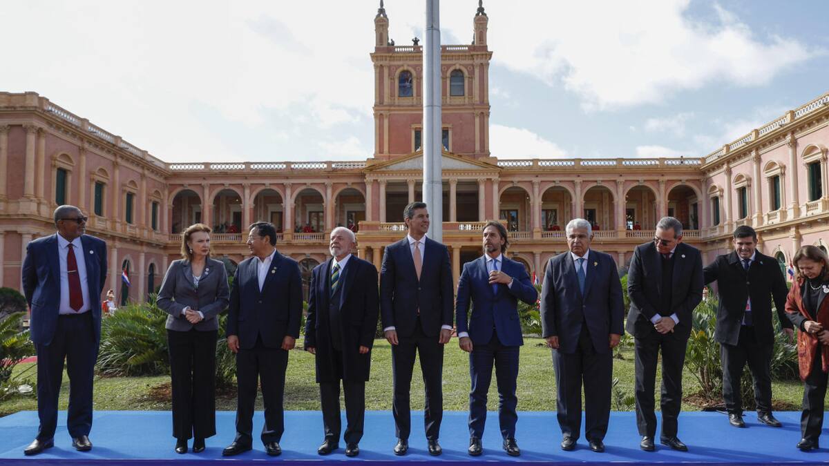 Presidentes en la cumbre del Mercosur en Asunción, Paraguay. Foto: EFE.