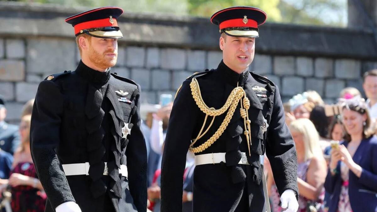 Príncipe Harry vestido de uniforme. Foto: REUTERS