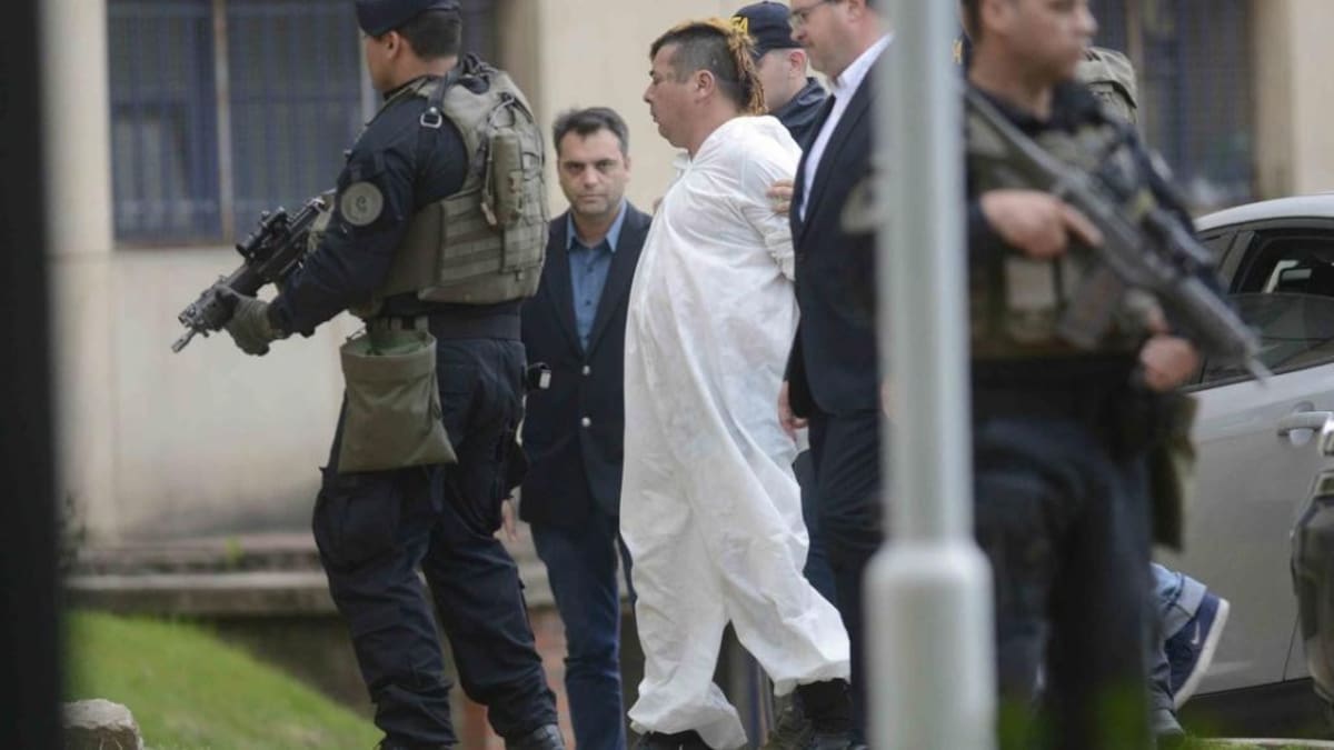 Procesamiento - Bombas en Recoleta y casa de Bonadio