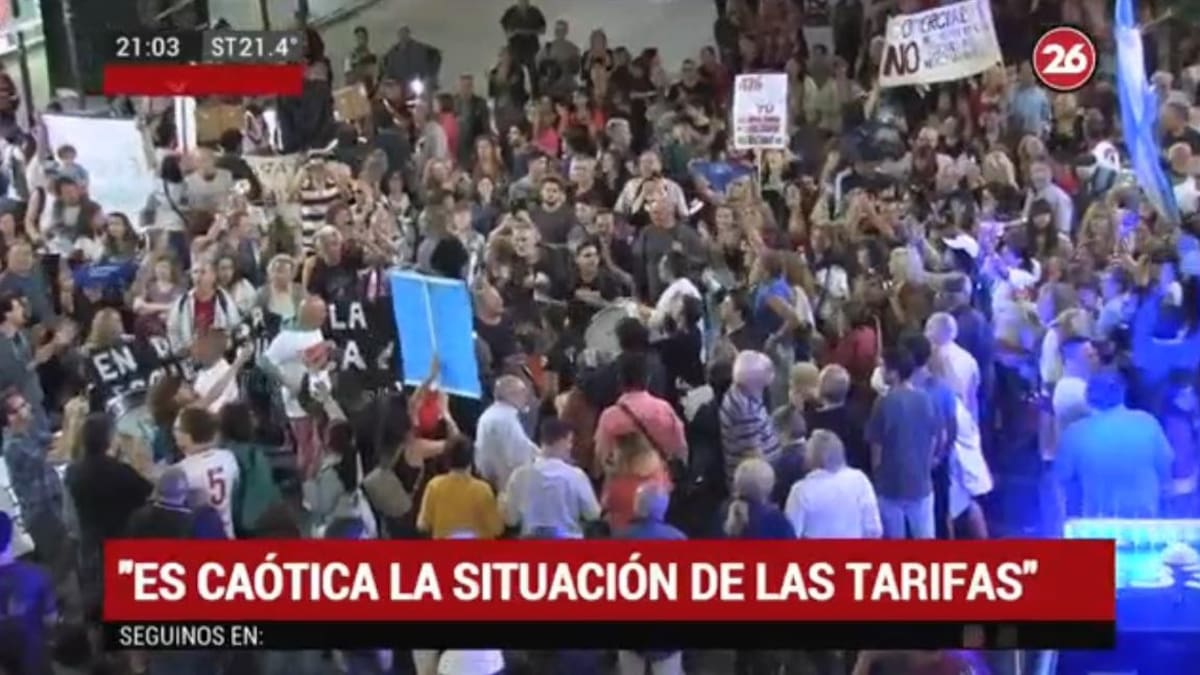 Protesta contra tarifazos en Caballito, Canal 26