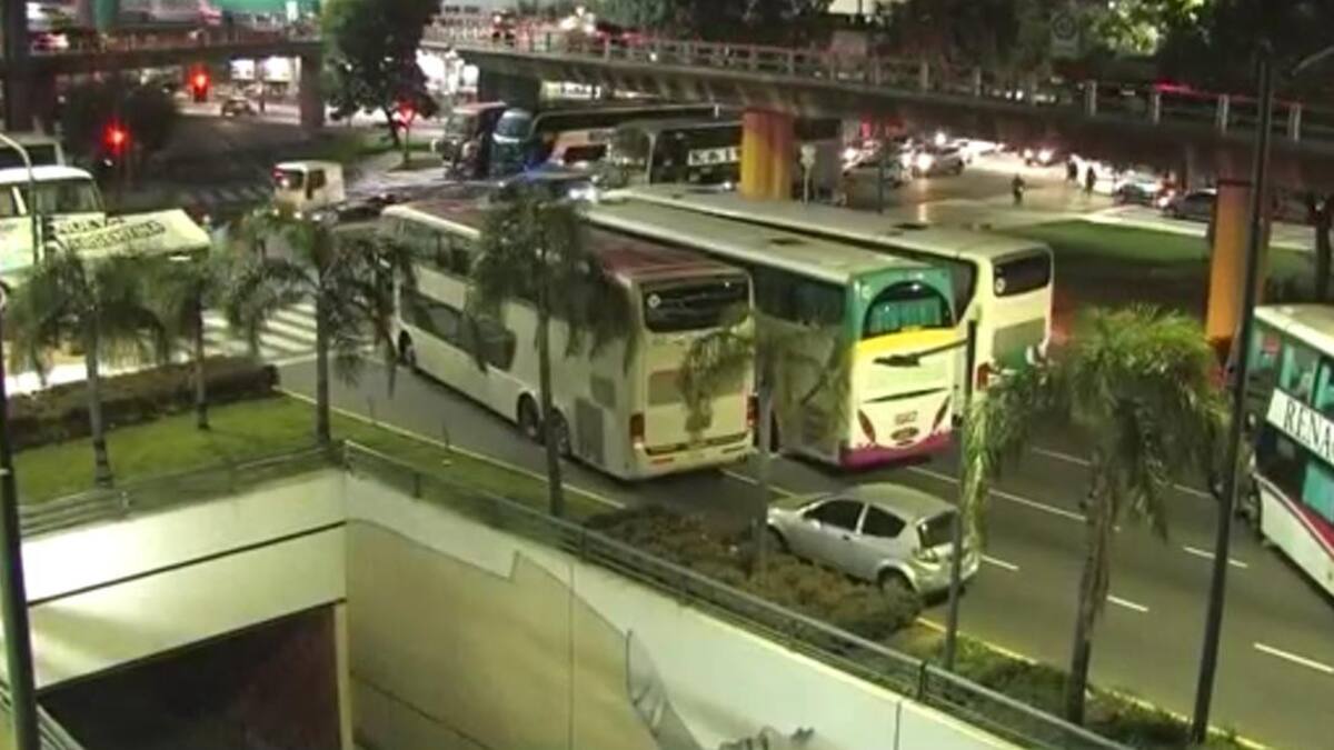 Protesta de choferes de larga distancia en 9 de Julio, captura Canal 26