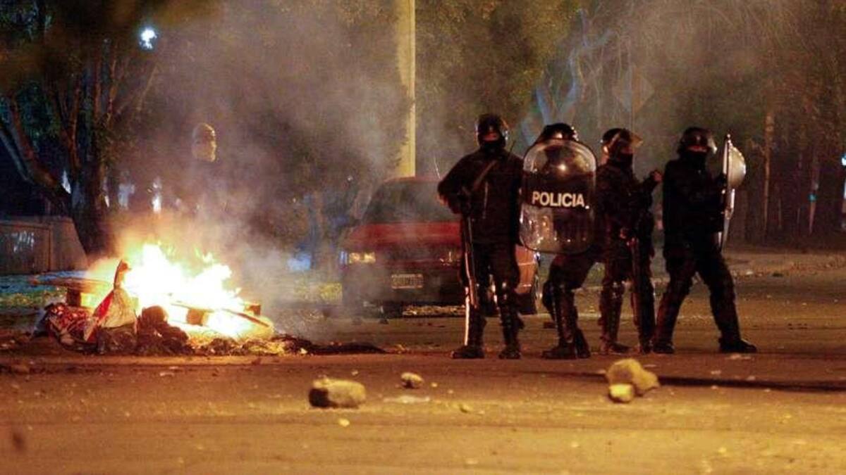 Protesta de estatales en Santa Cruz