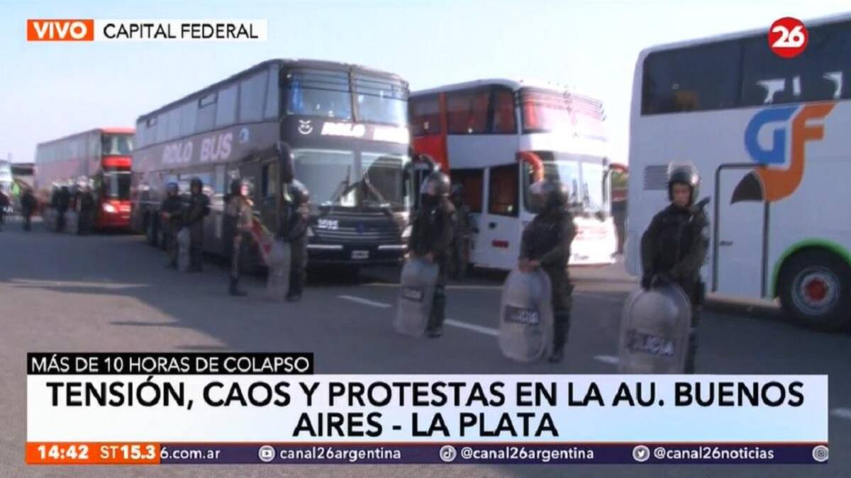 Protesta de Micros en Autopista, Canal 26